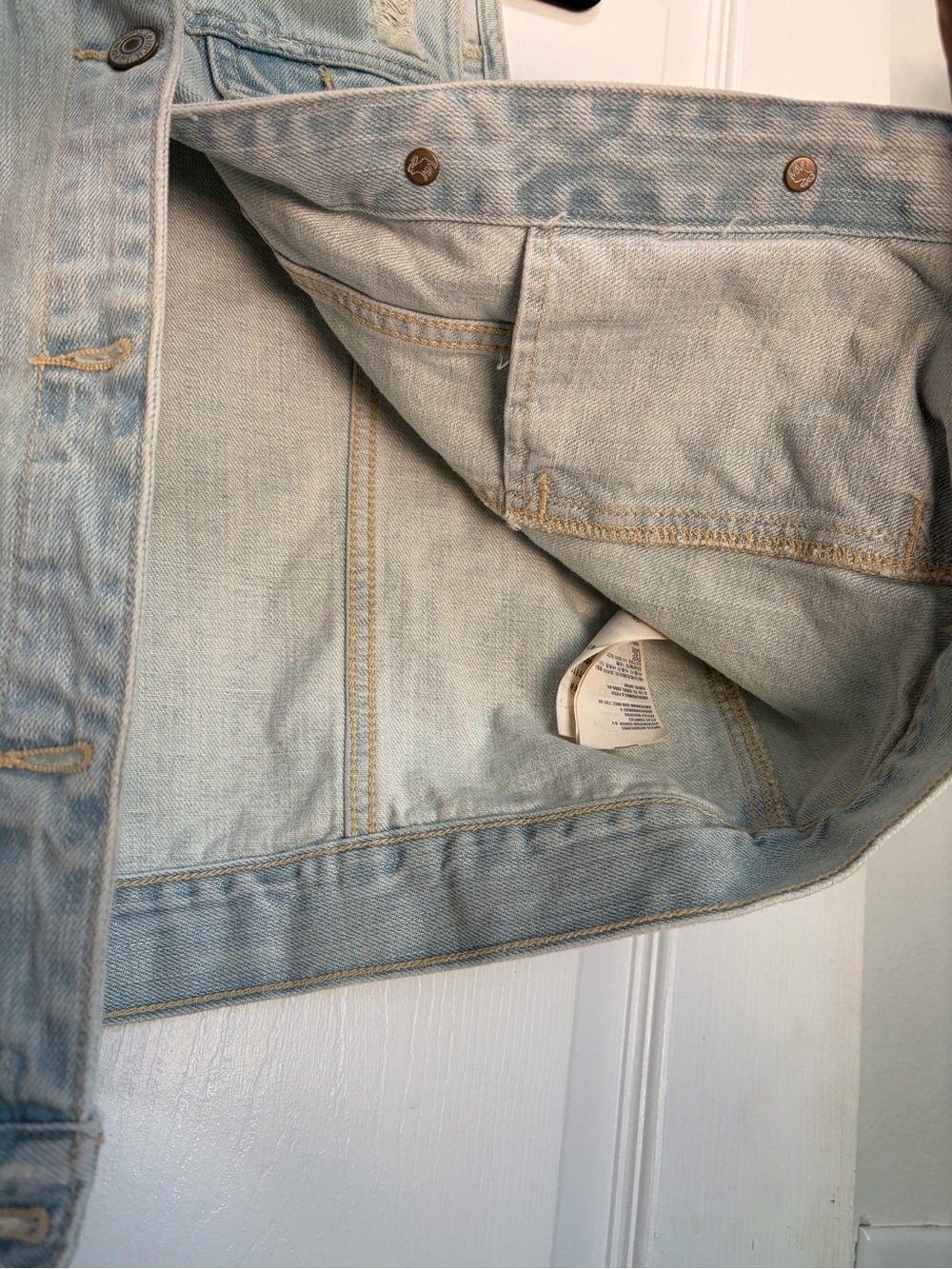 Abercrombie & Fitch Light Blue Distressed Denim Vest M - Picture 4 of 16